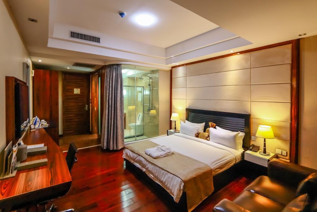 Golden Tulip Essential Lagos Airport Hotel Buitenkant foto