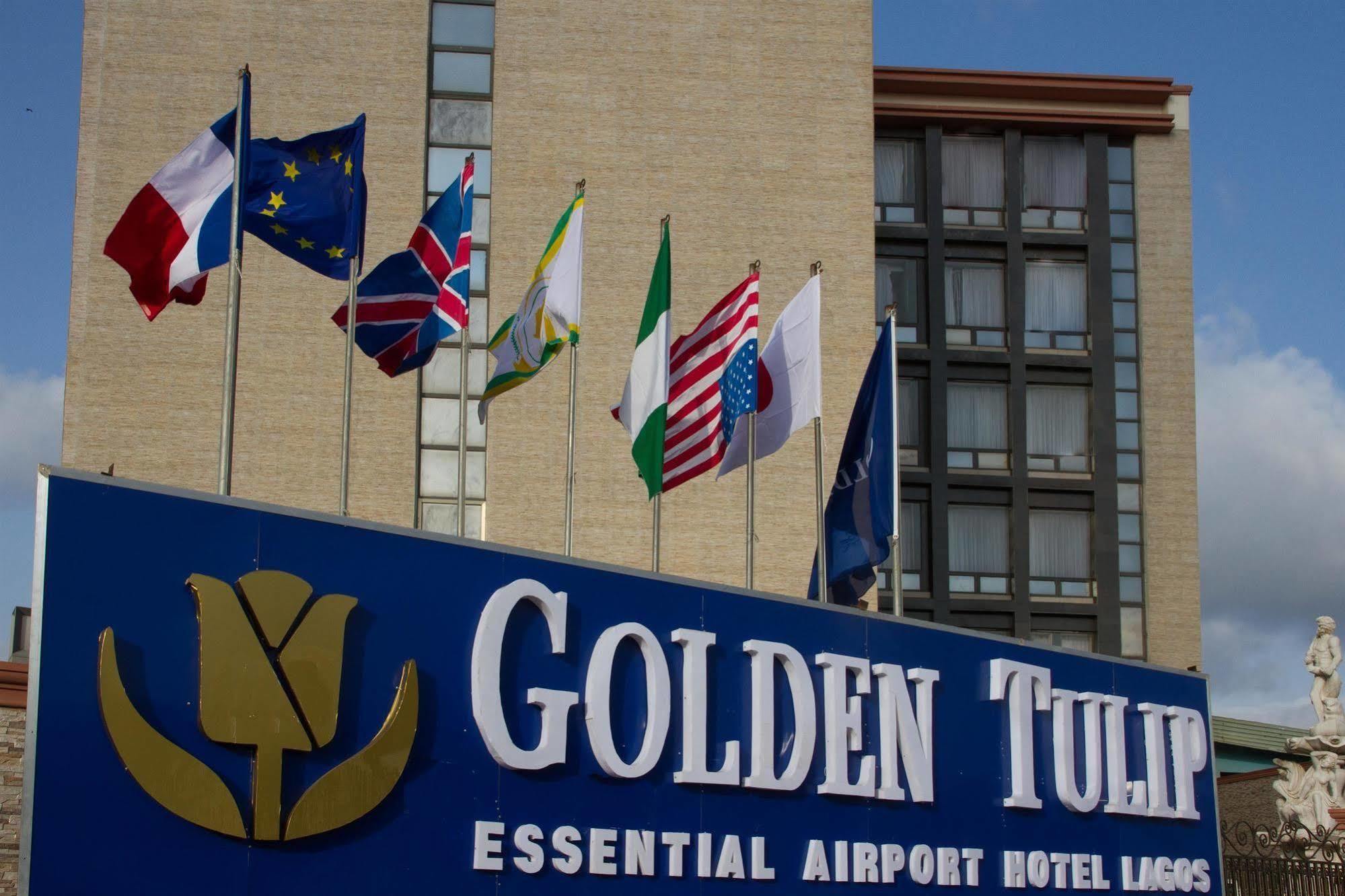 Golden Tulip Essential Lagos Airport Hotel Buitenkant foto